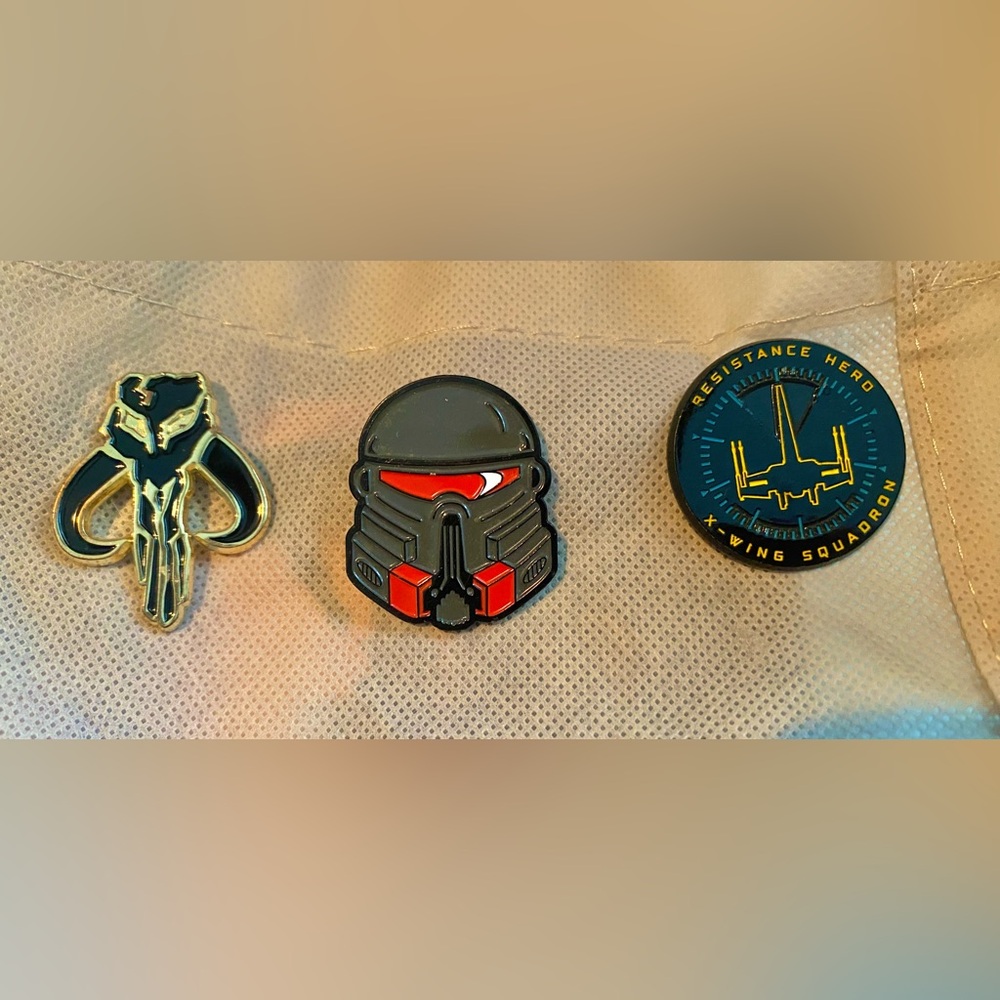 Disney Star Wars Pin Set, MYTHOSAUR, Rise of Skywalker Resistance, Jedi Fallen
